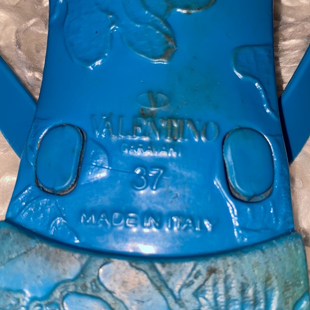 Normal wear authentic - Picture 3 of 3